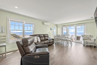 9 Chase Ave Unit 1, Dennis, MA 02639
