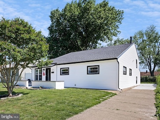 117 Donhaven Dr, New Castle, DE 19720