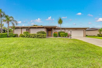 13347 Garth Ct, West Palm Beach, FL 33418