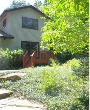 144 Porter St, Granby, MA 01033