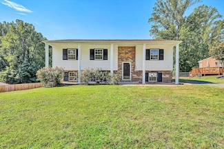 307 Keywood Dr, Lynchburg, VA 24501