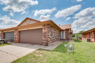 520 Peppertree Ln, Oklahoma City, OK 73110
