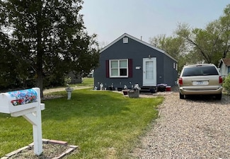 405 5th St NE, Sidney, MT 59270