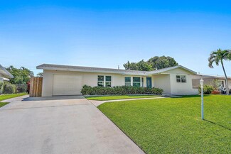 9926 Daisy Ave, Palm Beach Gardens, FL 33410