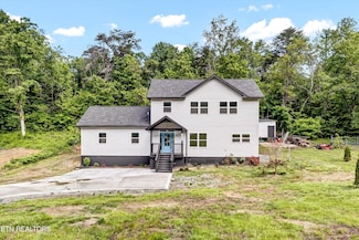 2438 Daniels Dr, Morristown, TN 37813