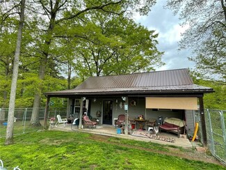 163 C248, Little Hocking, OH 45742