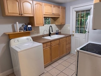 45 Park St Unit 45, Woburn, MA 01801