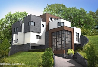 70 Jenna Ln, Staten Island, NY 10304