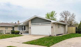 612 Thornwood Dr, South Holland, IL 60473