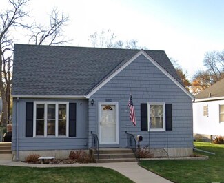 3052 Edgewood Ave S, Saint Louis Park, MN 55426