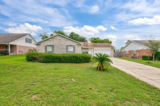 404 Whirlaway Ct, Crestview, FL 32539