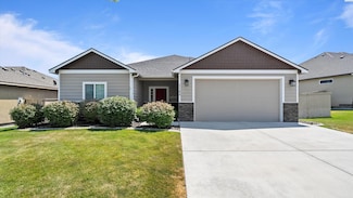 1198 N Oklahoma St, Kennewick, WA 99336