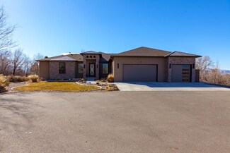 951 23 1 2 Rd, Grand Junction, CO 81505