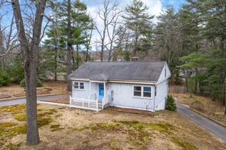 196 Line St, Easthampton, MA 01027