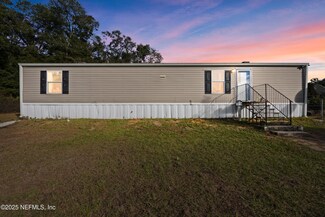 204 Hodge St, Satsuma, FL 32189