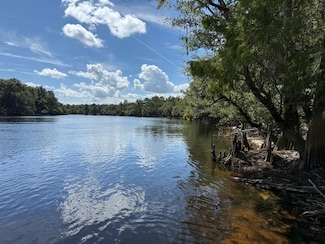 1225 NE 519th Ave, Old Town, FL 32680