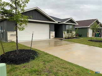 766 Freedom Cir, Nolanville, TX 76559