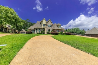 2716 Stone Creek Dr, Shreveport, LA 71106