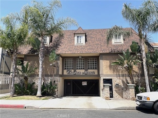 13717 Chadron Ave Unit 16, Hawthorne, CA 90250