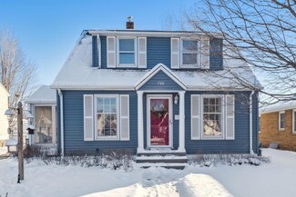 788 Montana Ave E, Saint Paul, MN 55106