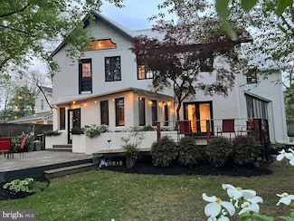 4544 30th St NW, Washington, DC 20008