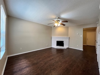 3047 Olympia Dr, Denton, TX 76209