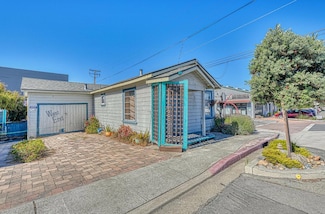 1717 Contra Costa St, Seaside, CA 93955
