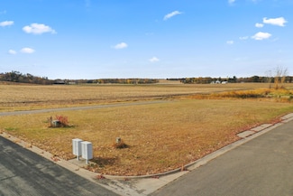 2508 Country View Dr, Northfield, MN 55057