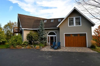 4020 Pops Rd, Charlevoix, MI 49720