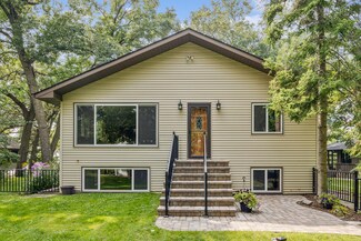 11458 54th St, Clear Lake, MN 55319