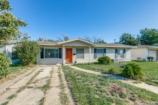 815 W Hermine Blvd, San Antonio, TX 78201