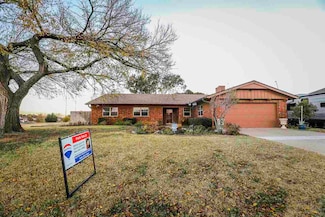 3905 SE Devonshire Dr, Lawton, OK 73501