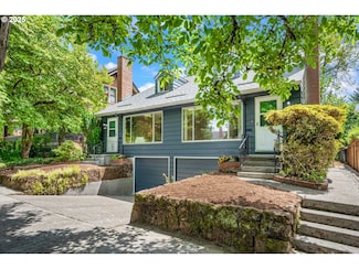 3032 NE Hoyt St Unit 3038, Portland, OR 97232