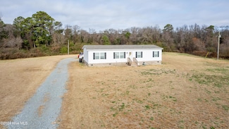 1119 Red Hill Rd, Mount Olive, NC 28365