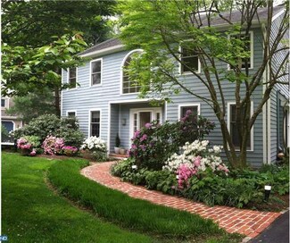 104 Foxhall Ln, Narberth, PA 19072