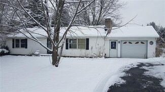 10 Nelson St, Holley, NY 14470