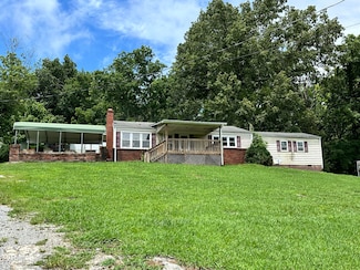 140 Bradley Rd, Johnson City, TN 37601