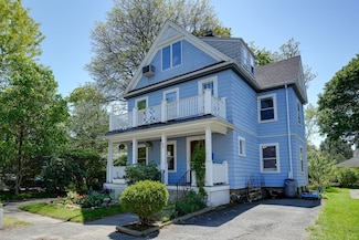 12 Woodland St Unit 12, Belmont, MA 02478