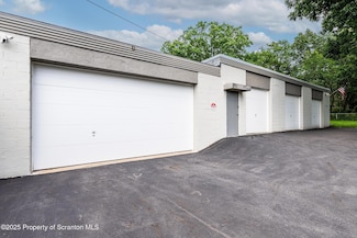 704 Connell St, Scranton, PA 18505