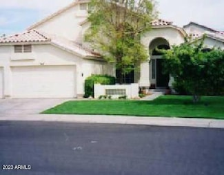 747 S Lagoon Dr, Gilbert, AZ 85233