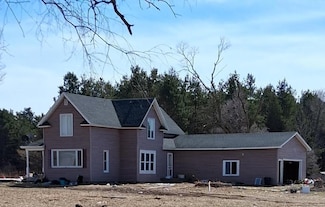 6948 E 48 Rd, Cadillac, MI 49601