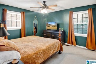 1005 Normandale Cir, Bessemer, AL 35023
