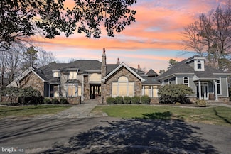 16 High Point Dr, Medford, NJ 08055