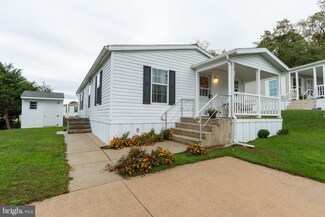 681 Lilac Dr, New Providence, PA 17560
