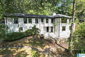 2201 Lane Park Rd, Mountain Brook, AL 35223