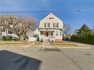 236 Juniper St, East Providence, RI 02914