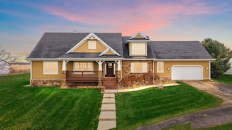 6292 Windmill Ln, Grant Park, IL 60940