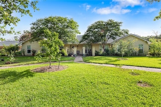 1026 Rose Cir, College Station, TX 77840