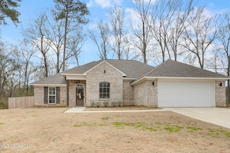 169 Allie Ln, Canton, MS 39046