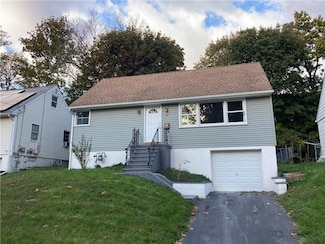 83 Larter Ave, Newburgh, NY 12550